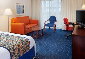 Courtyard By Marriott Jersey Newport Hotel Jersey City